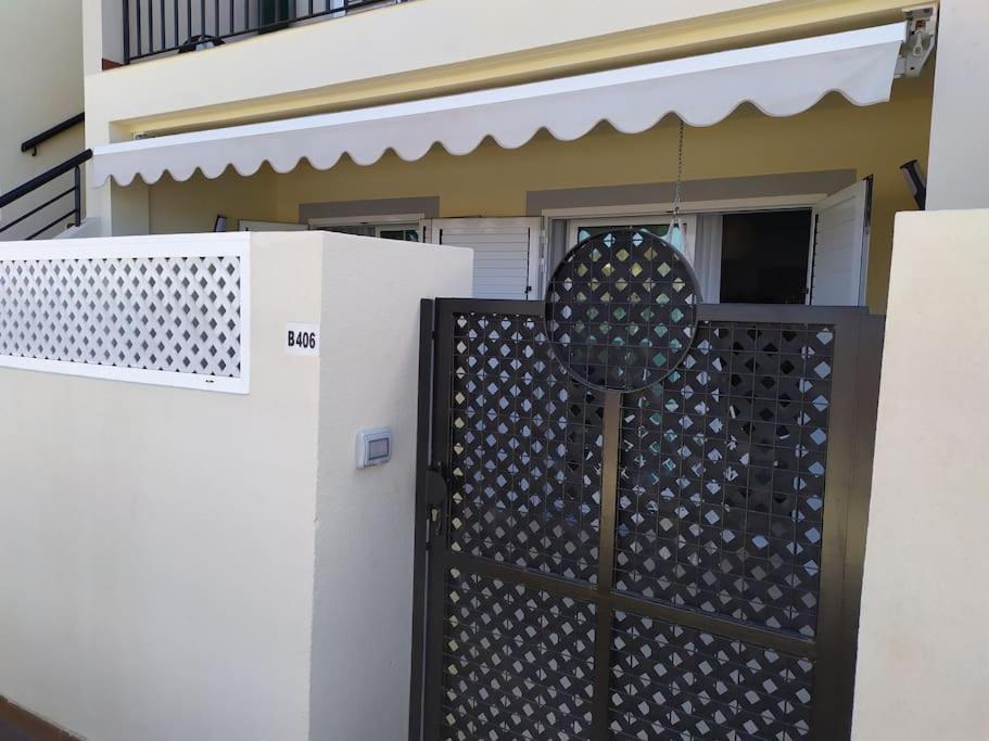 Moderno Residencial Puerto Rico Sol Mar Y Piscina Apartment Екстериор снимка